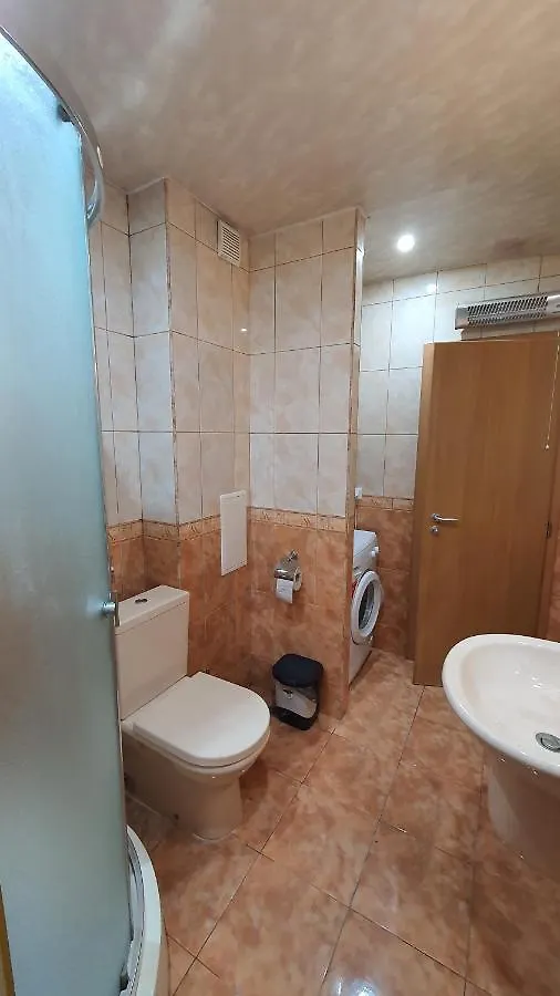 Minimalistic 1Br Flat With A Parking Spot Apartamento Varna Bulgária